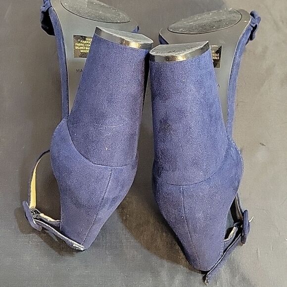 KAARI BLUE RUFFLE BLOCK HEEL OPEN TOE ADJUSTABLE BUCKLE ANKLE STRAP SANDAL - Picture 10 of 16